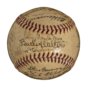 1943 Cincinnati Reds Team Signed N.L. Baseball (23 Signatures Incl McKechnie) (PSA/DNA)